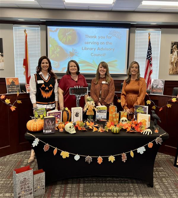 Librarians Present "Breakfast and Boooks" 